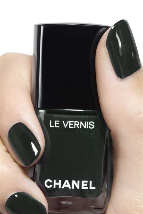 chanel le vernis deepness|chanel le vernis nails.